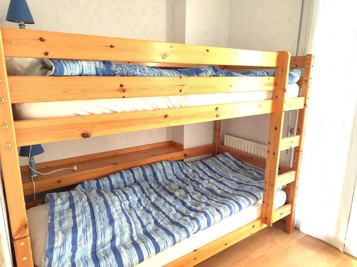 Superbe Appartement Avec Vue Mer Et Parking A Tregastel - Fr-1-368-29 0*,  France